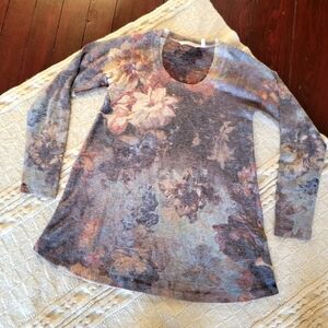 Soft Surroundings Floral Scoop Neck Tunic size XS/S Gray Earthy Nature Whimsical
